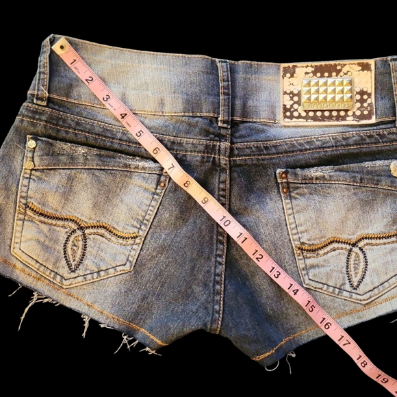 Wide Band Distressed Denim Short Shorts - Picture 9 of 11